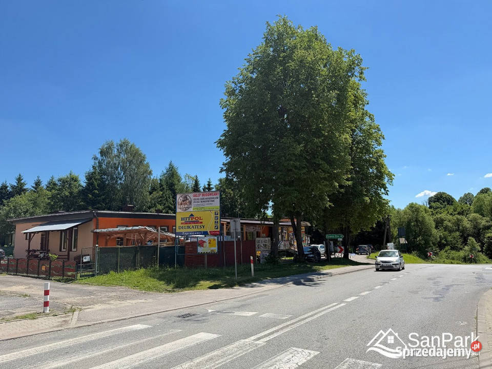 Lokal 570m2 Czarna Nieruchomości