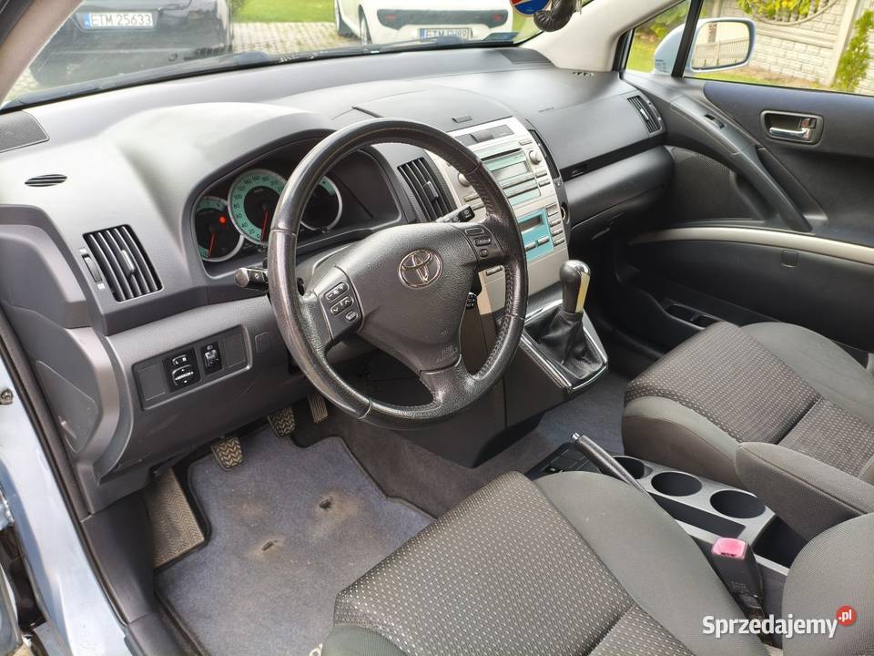 Toyota Corolla Verso 16 łódzkie