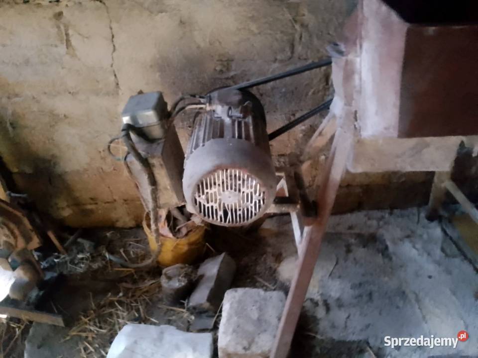 Śrutownik bijakowy 75 kw sprawny wielkopolskie Nabyszyce sprzedam