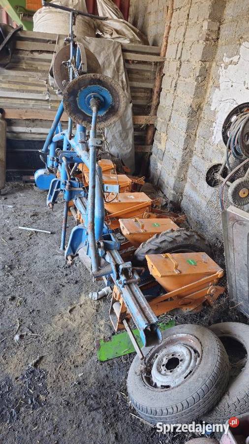 Sprzedam siewnik do buraków siewnik do kukurydzy Lasocice