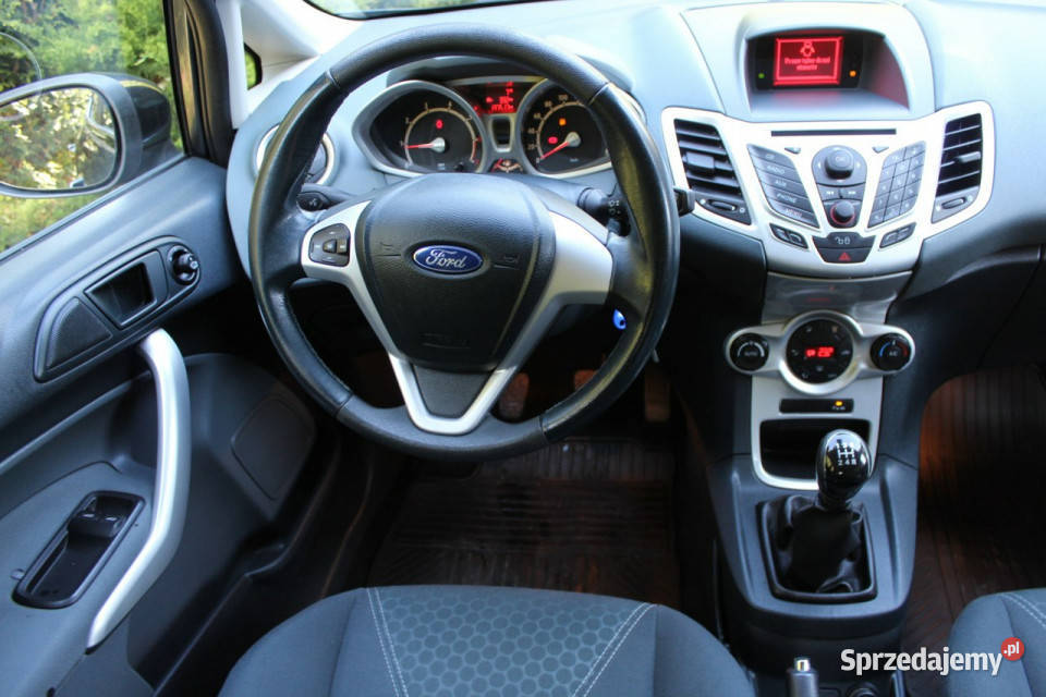 Ford Fiesta Benzyna 14 97 134 Titanium czujnik parkowania Fiesta Lubań