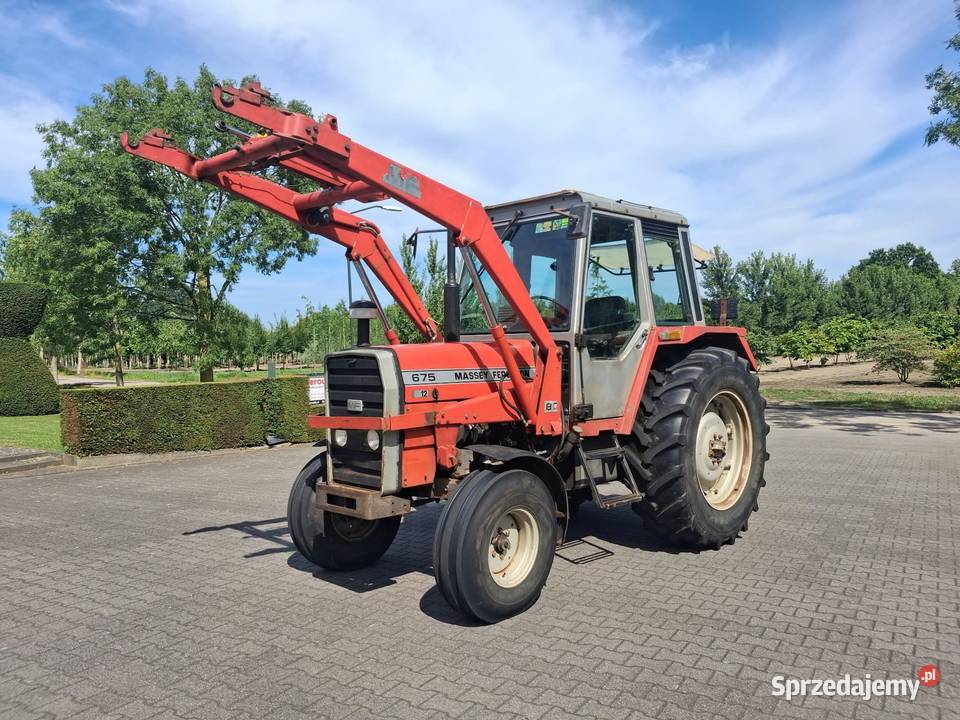 Massey Ferguson 675