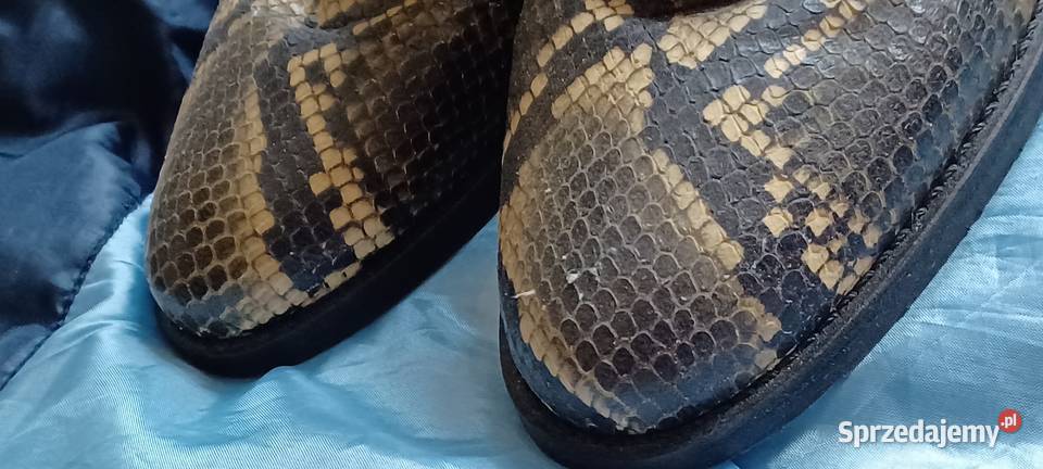 buty skórzane z zewnątrz a podeszwa na zewnątrz inna Kozaki Poznań sprzedam