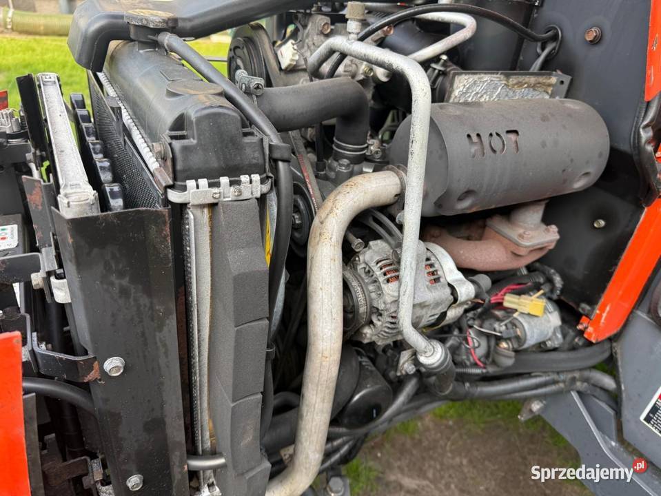 Kubota B2230 teaktor komunalny ciągnik Przedni TUZ