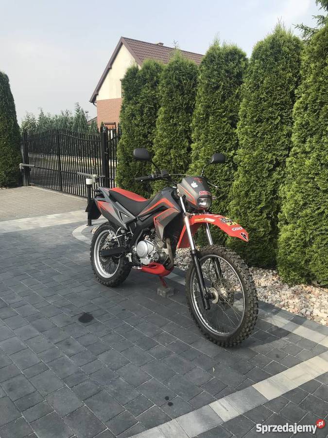 YAMAHA XT125malaguti Konin sprzedam