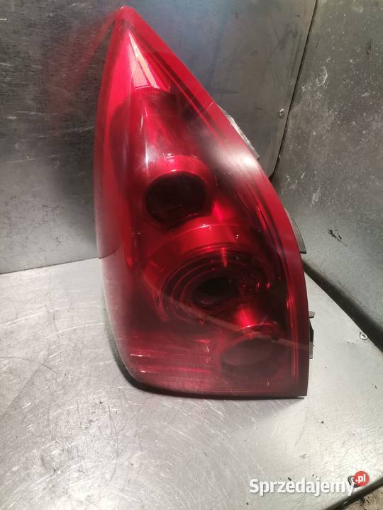 NISSAN PRIMERA P12 HB LAMPA LEWY TYŁ Nowy Sącz