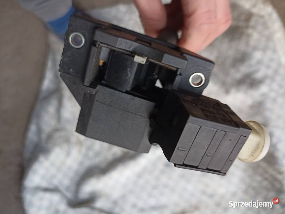 przełącznik kierunkowskazu ford sierra 8293 osobowe mazowieckie Wilga sprzedam