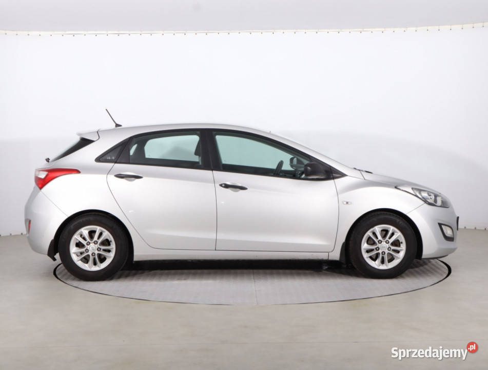 Hyundai i30 14 CVVT nieuszkodzony Piaseczno