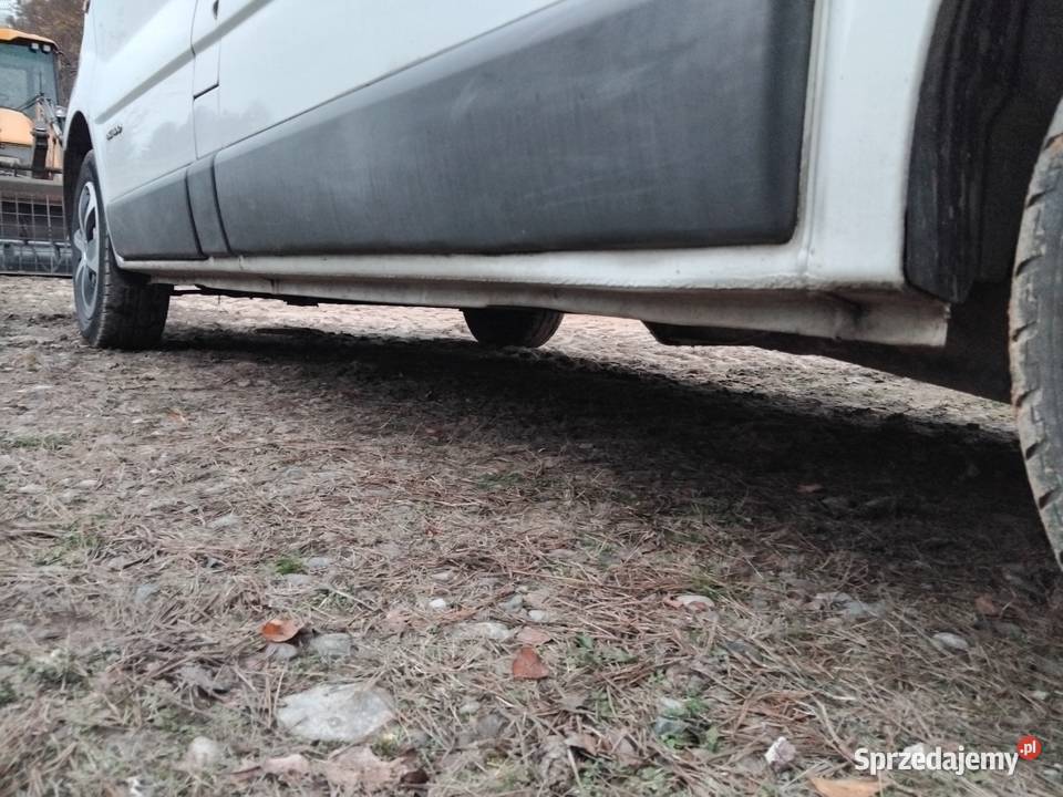 Renault Trafic 19dci 2004r 3 os nieuszkodzony Renault Białystok