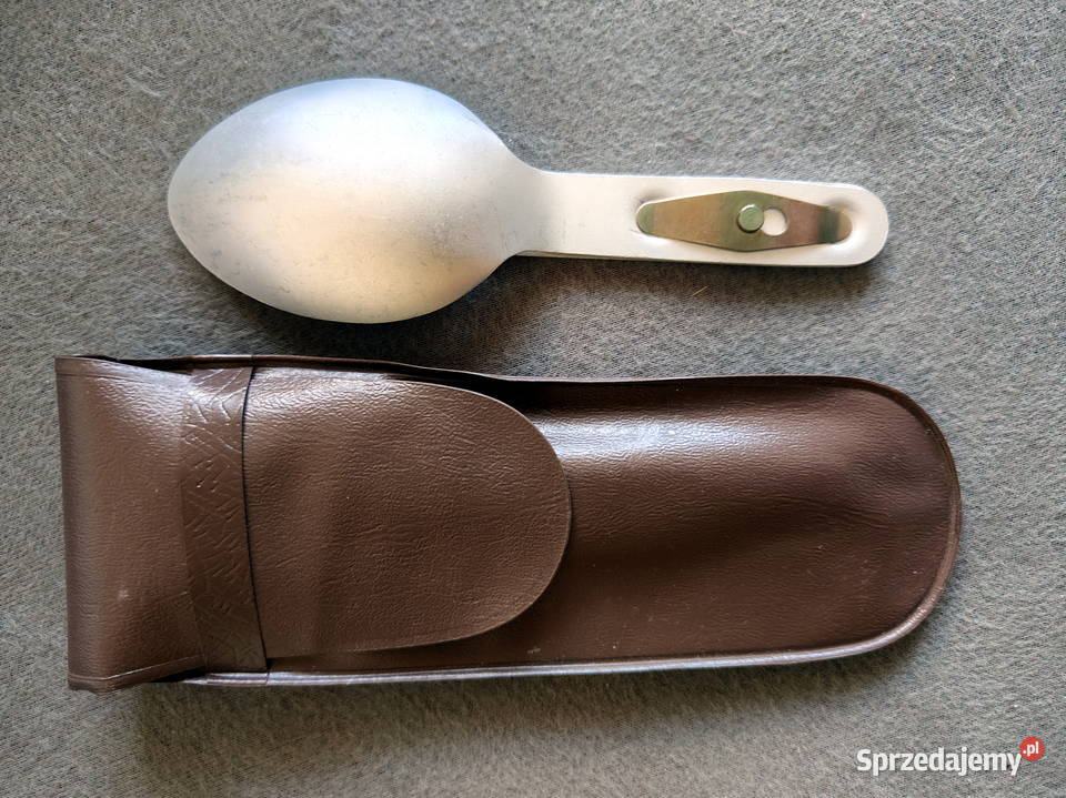 Niezbędnik turystyczny PRL Akcesoria, narzędzia i noże Lublin