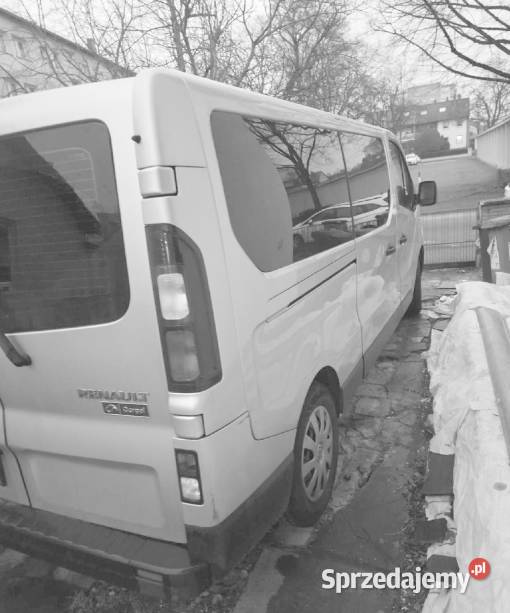 Syndyk sprzeda samochód osobowy Renault Trafic wielkopolskie