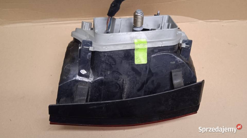 VW FOX I HB LAMPA TYŁ PRAWA Zbierkowo