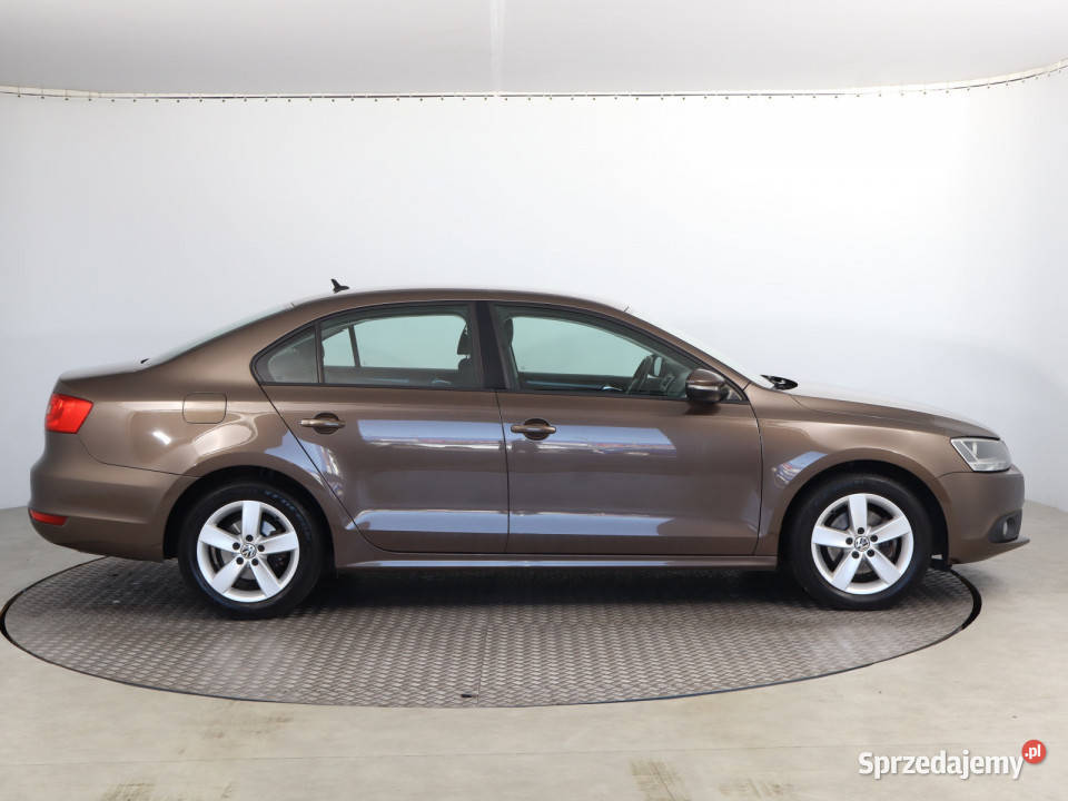 VW Jetta 12 TSI 77KM Bielany Wrocławskie