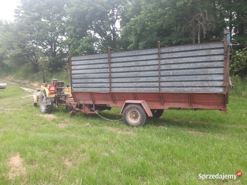 Przyczepa objetosciowa brandys d 47 do trawy Przyczepy rolnicze Wadowice sprzedam