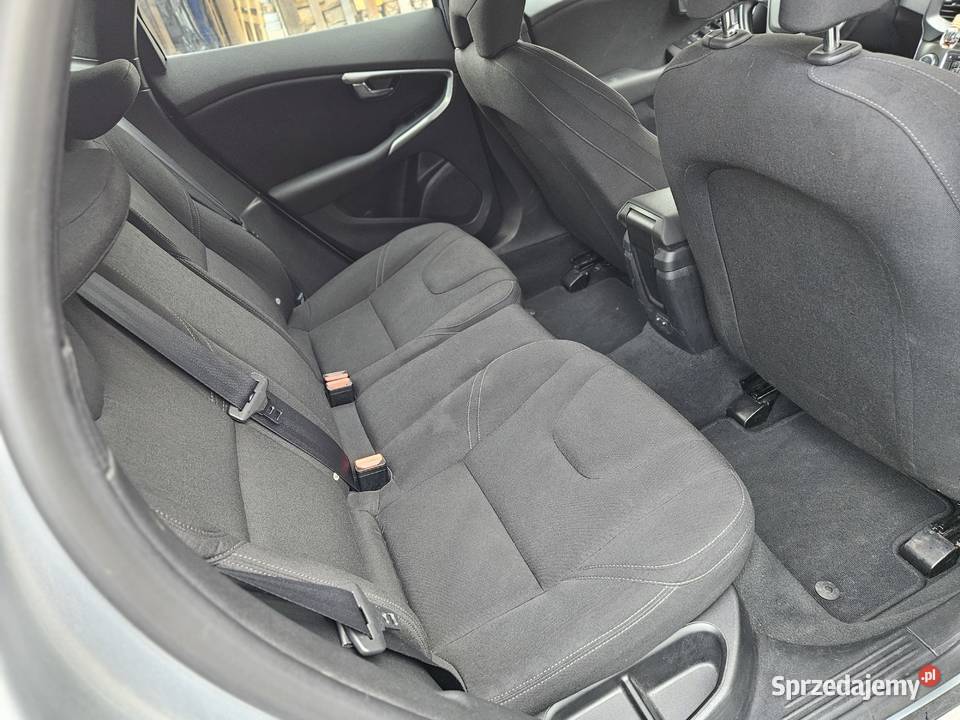 Volvo v40 2013 kurtyny powietrzne V40 sprzedam