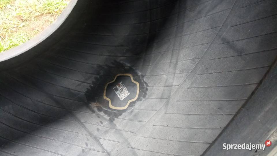 Cztery opony używane BKT 50050R17 18PR Skieblewo