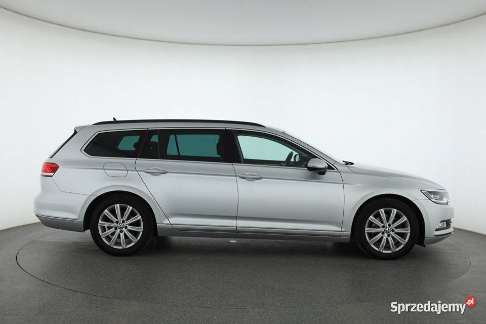 VW Passat 20 TDI tempomat Piaseczno