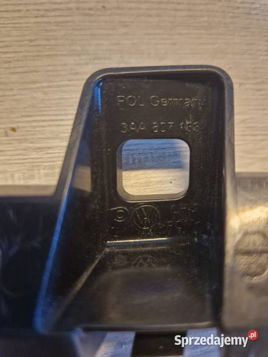 Ślizg zderzaka WV Passat B7 Kwilcz