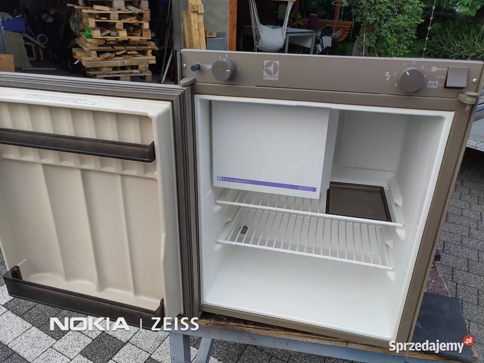 LODÓWKA ELECTROLUX RM212 12V 220V GAS DO Pozostałe sprzedam