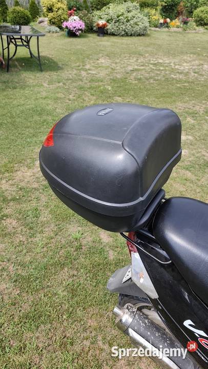 SKUTER VCLICK PEUGOTE Przebieg 6300 50cc 2011