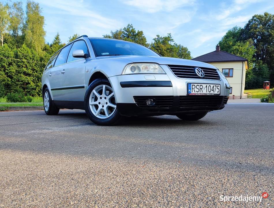 Sprawny nie zgnity Volkswagen Passat kombi reflektory ksenonowe Domaradz