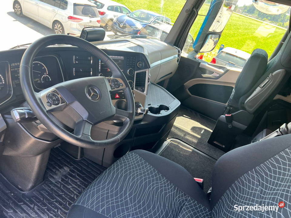Buryo Firanka Mercedes Warszawa