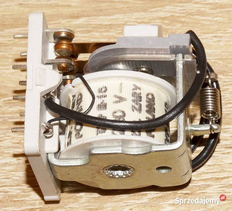 Przekaźnik R15 3PDT 10 A 250 VAC 1510 1315 1220 Elektronika Gliwice