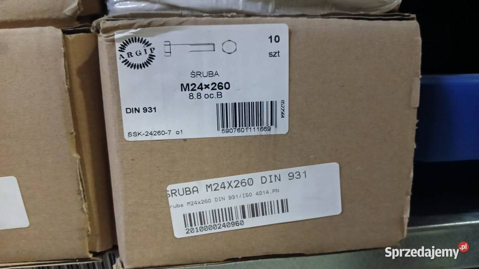 Śruba M24x260 DIN 931
