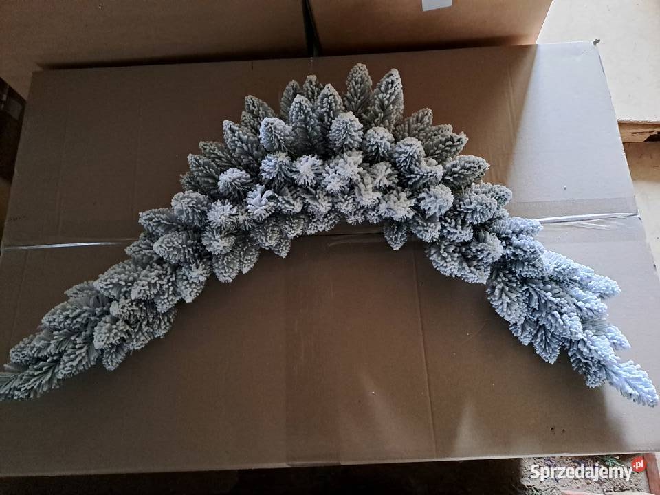 Świąteczne śnieżone ozdoby dekoracyjne do domu Sosy mazowieckie Sierpc