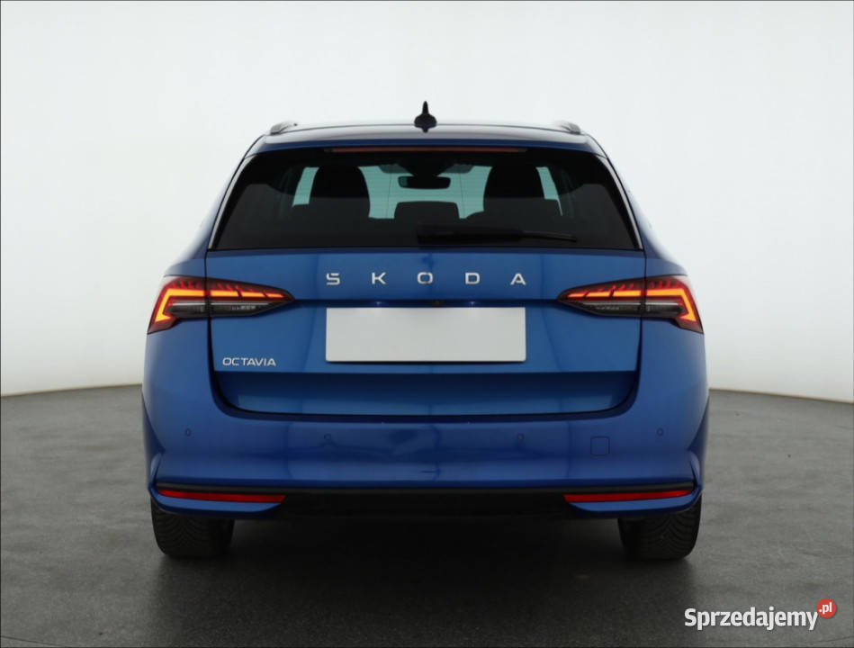 Skoda Octavia 15 eTSI mHEV bluetooth