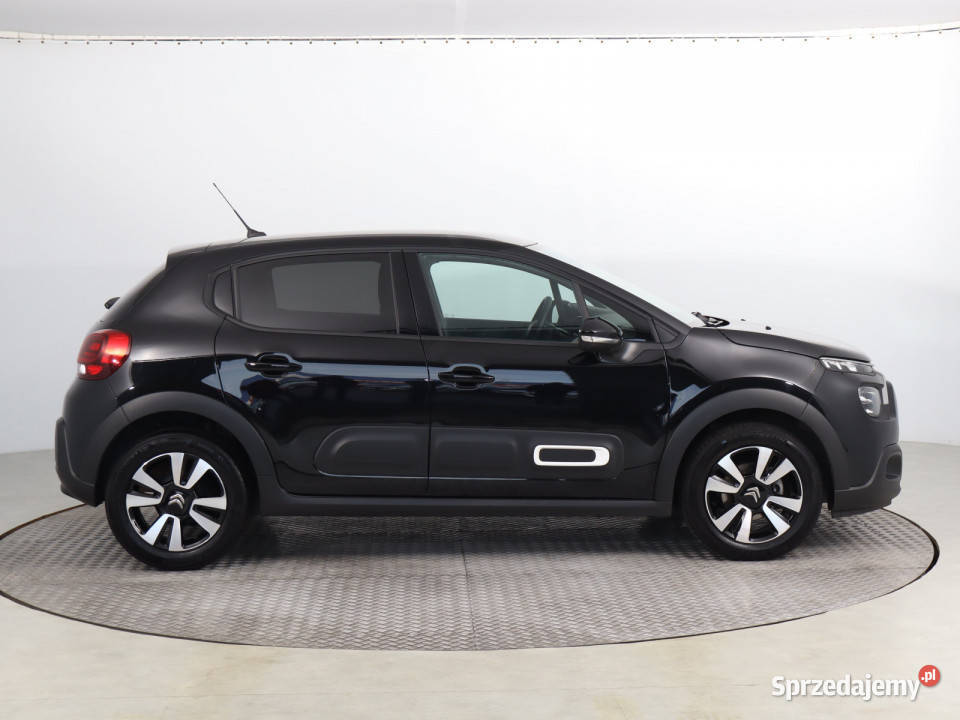 Citroen C3 12 PureTech czarny