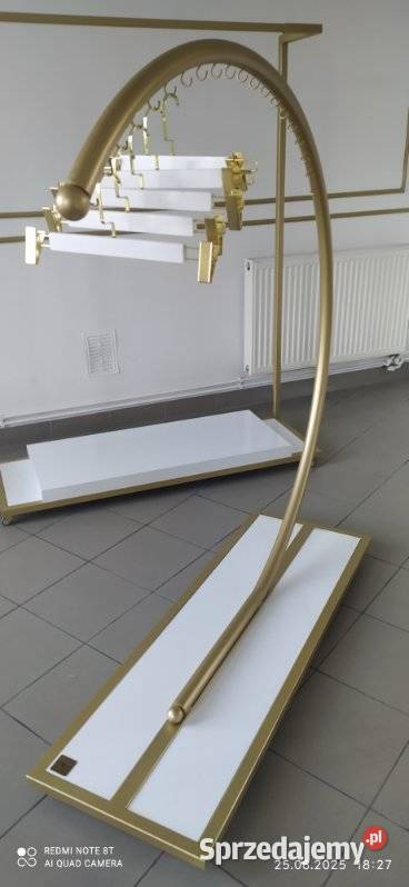 Meble Regały Wieszki wszystko do sklepu Dotacje Olsztyn