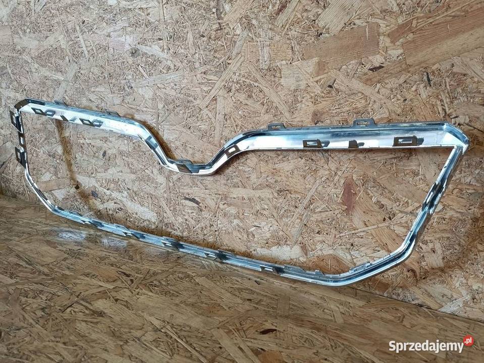 SKODA YETI RAMKA ATRAPA CHROM GRILL ZDERZAK osobowe Pleszew