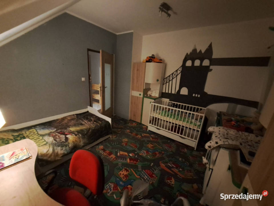 DOM W SPOKOJNEJ I MALOWNICZEJ MIEJSCOWOSCI W śląskie Ustroń