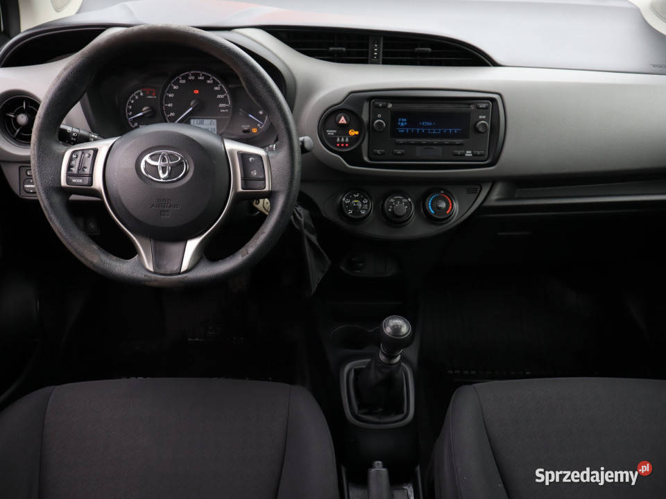 Toyota Yaris 15 Dual VVTi biały Bielany Wrocławskie