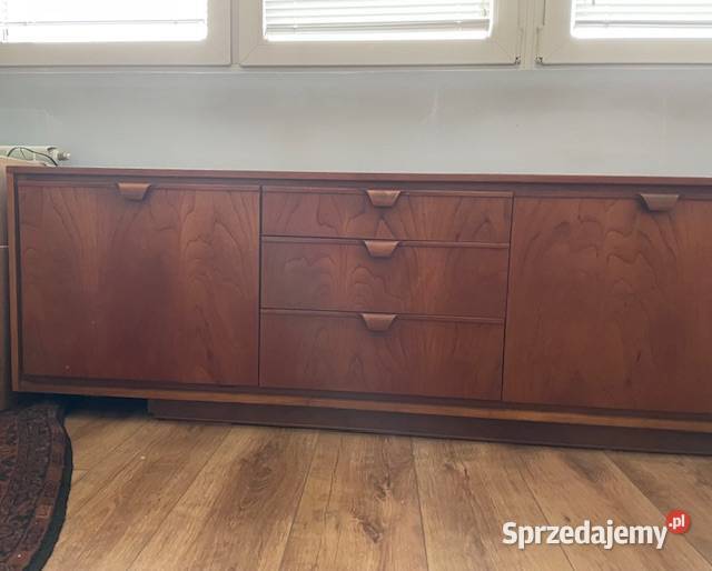 Długa komoda MCM z szufladami i półkami Austin Nowy Sącz sprzedam