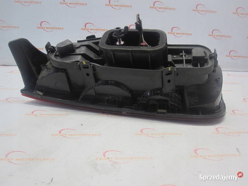 VOLKSWAGEN UP 15r lampa prawa tył 1S0945096G Motoryzacja Kielce