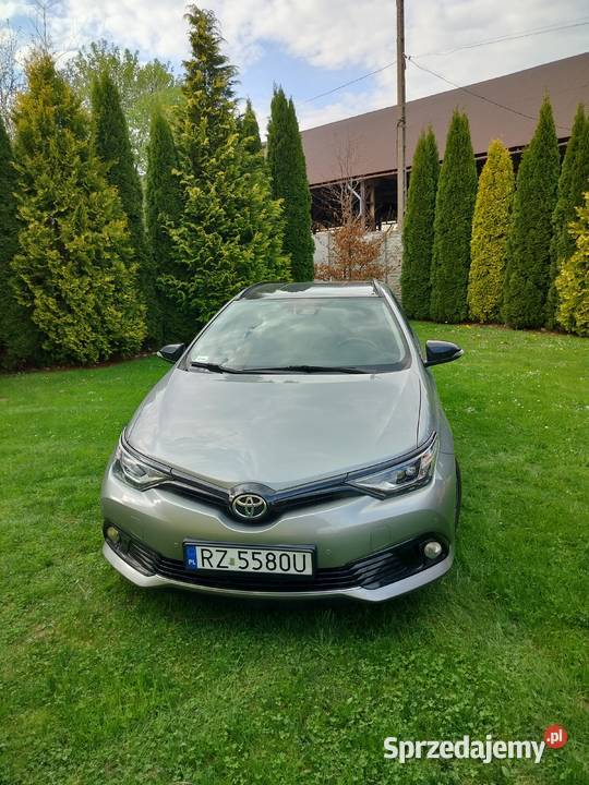 Toyota Auris 16 benzynagaz Dubiecko