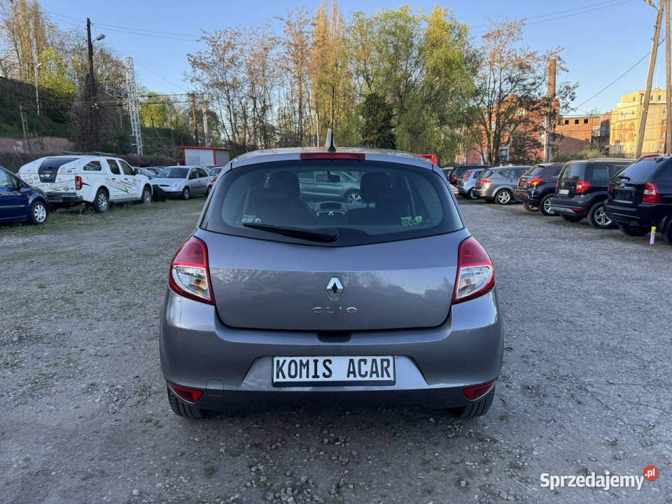 Renault Clio klimatyzacja Clio Szczecin