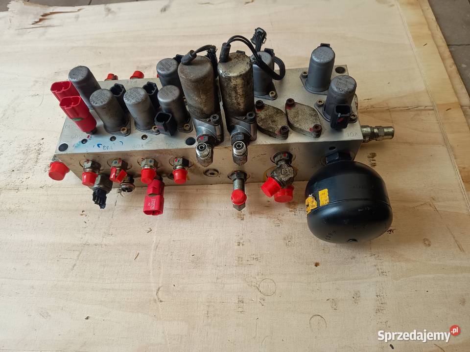 Zawór blokowy RRV04 11L17 10430815 Komatsu PW świętokrzyskie Staszów