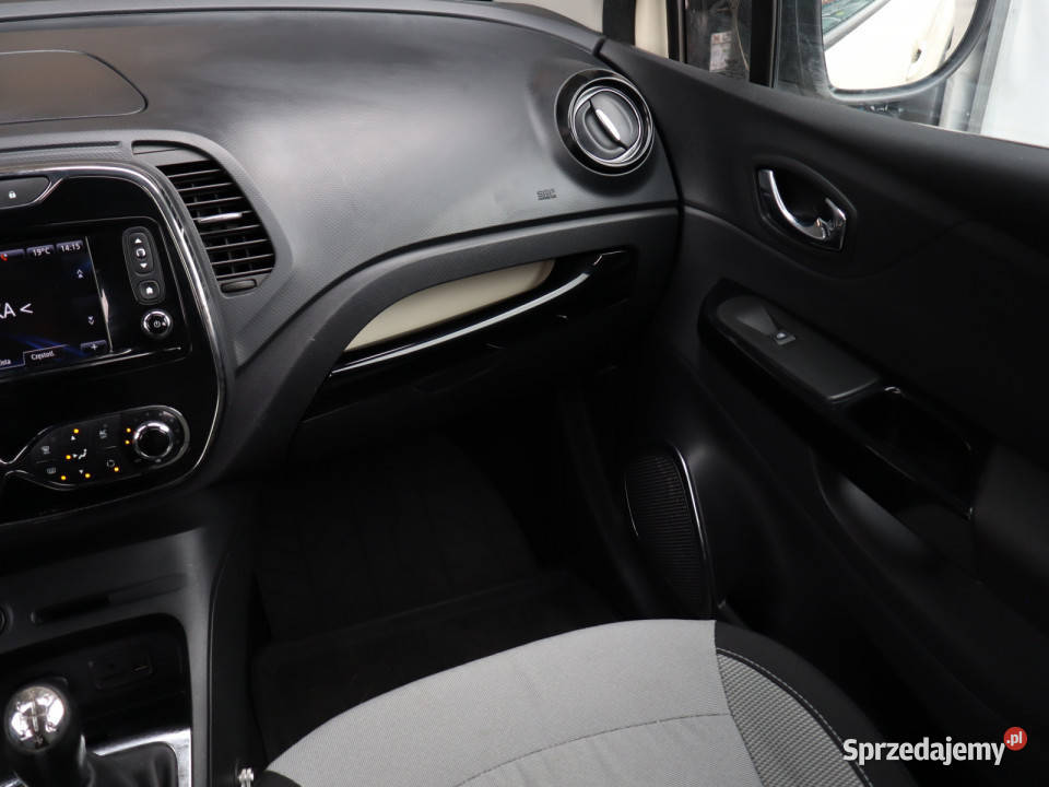Renault Captur 09 TCe Bielany Wrocławskie