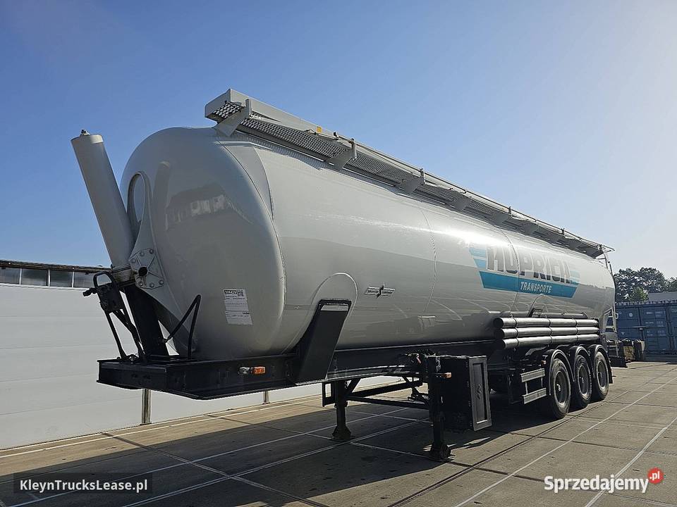Spitzer SK 2760 CAL Rieselgueter silos 2000