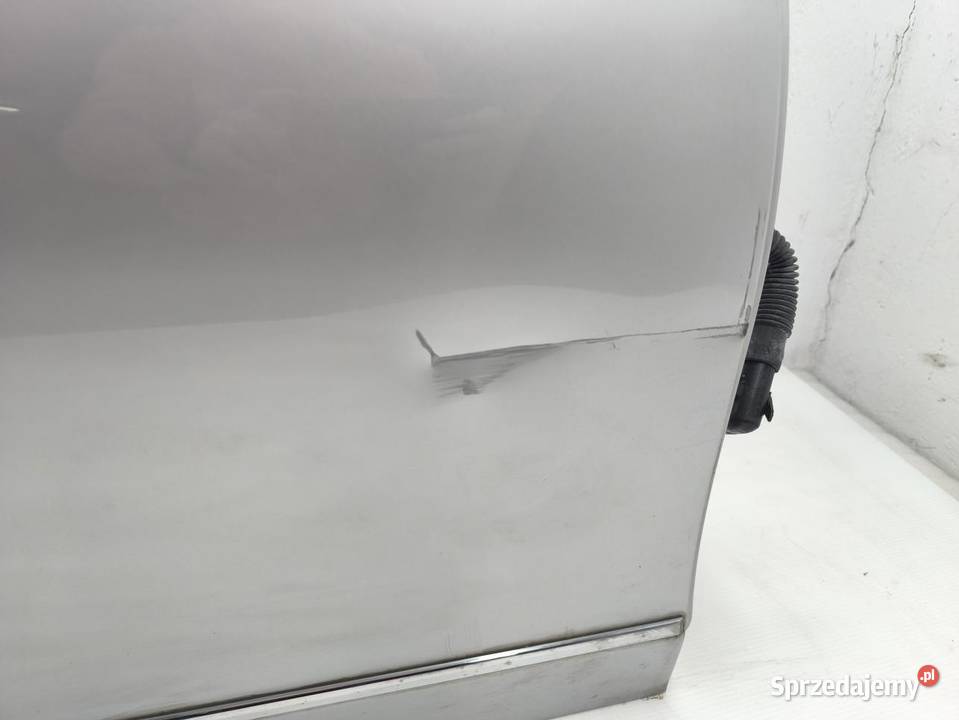 DRZWI PRAWY TYŁ KOMPLETNE MERCEDES W204 LIFT