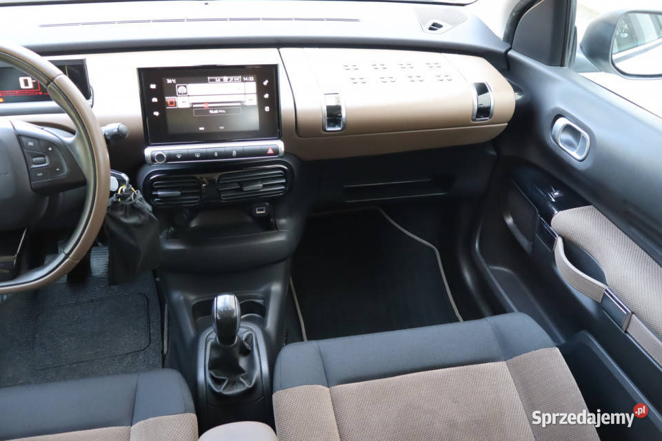 Citroen C4 Cactus 12 PureTech światła do jazdy dziennej Zabrze