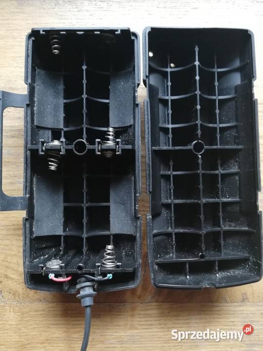Cataye 2 lampki i 2x Battery case pojemnik na Kraków