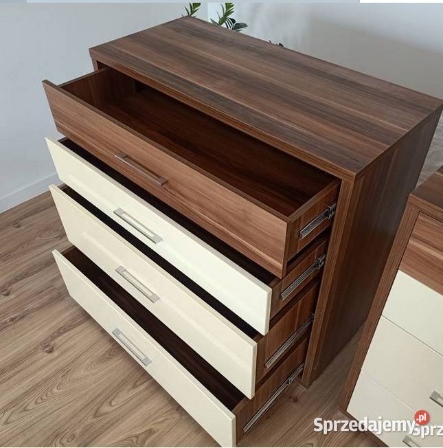 sprzedam 2 szafki komody Brodnica