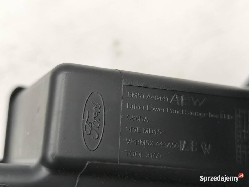 SZUFLADA SCHOWEK FORD FOCUS MK3 LIFT BM51 A46441 osobowe Schowki, półki wielkopolskie