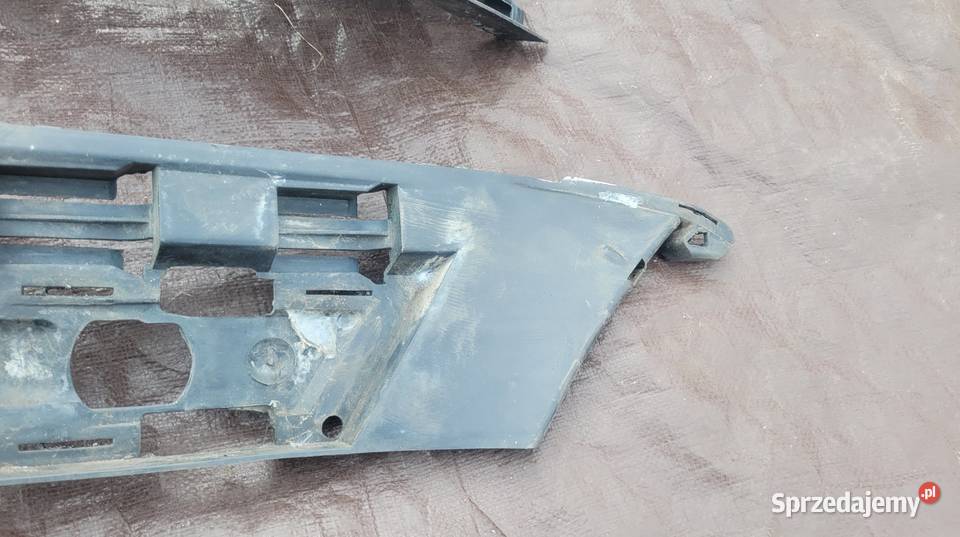 LEWY PRAWY ŚLIZG ZDERZAKA TYŁ PASSAT B5 KOMBI FL śląskie Ruda Śląska
