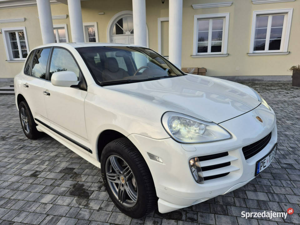 Porsche Cayenne xenon navi starszego Niemca z Drelów