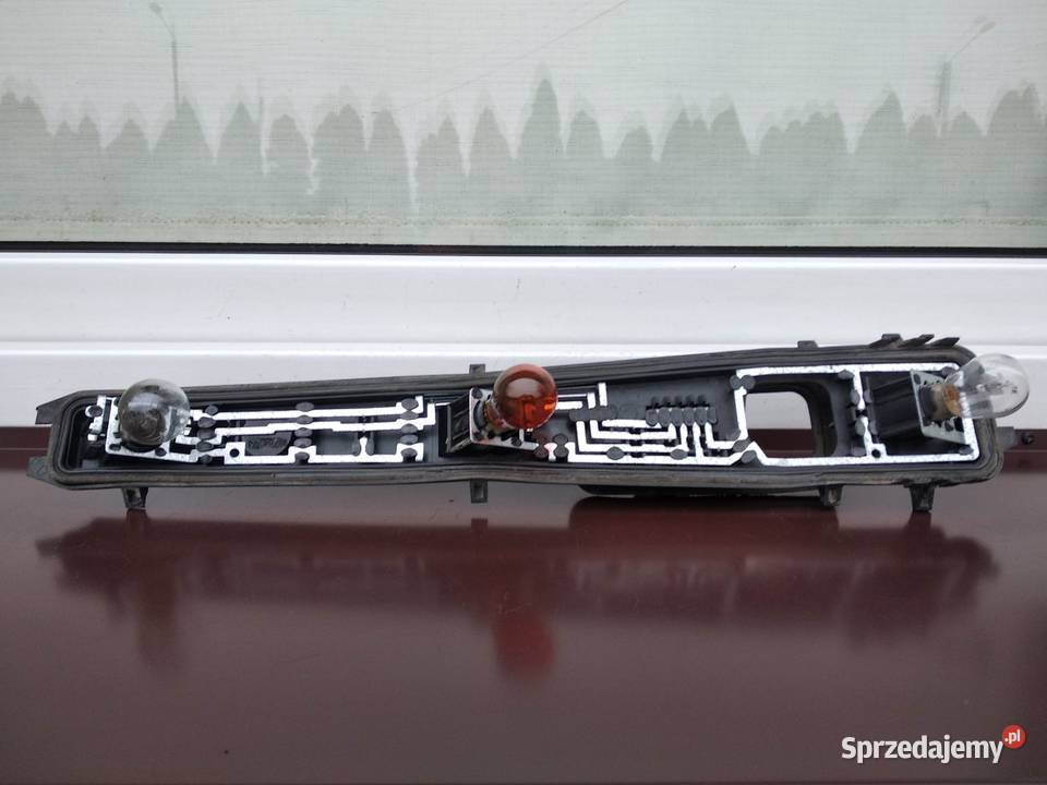 Ford Fiesta MK5 V 5d wkład oprawka lampy tył Sieradz